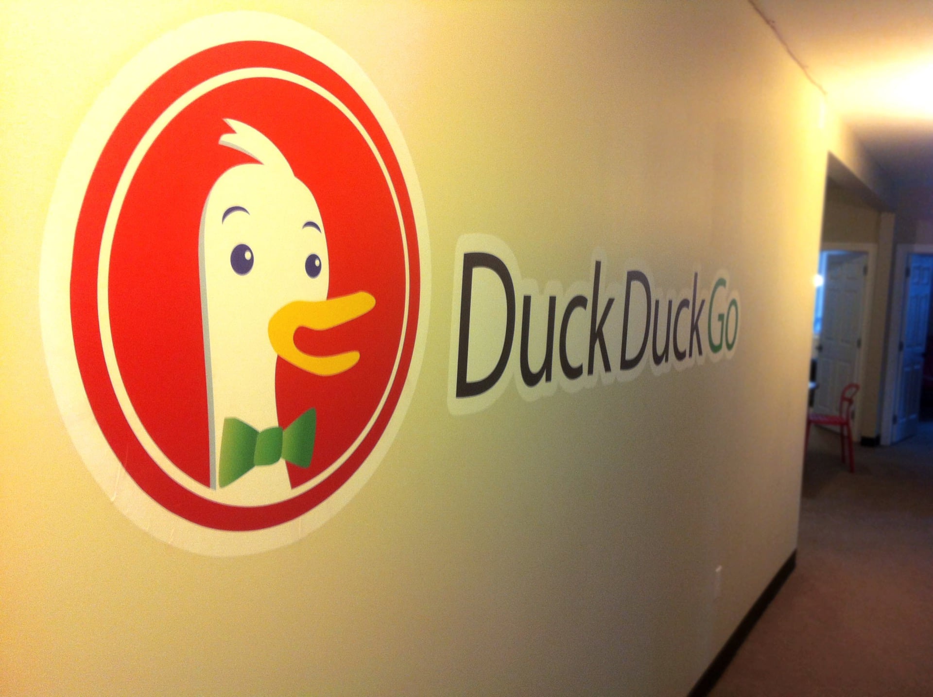 DuckDuckGo introduces blockchain searching